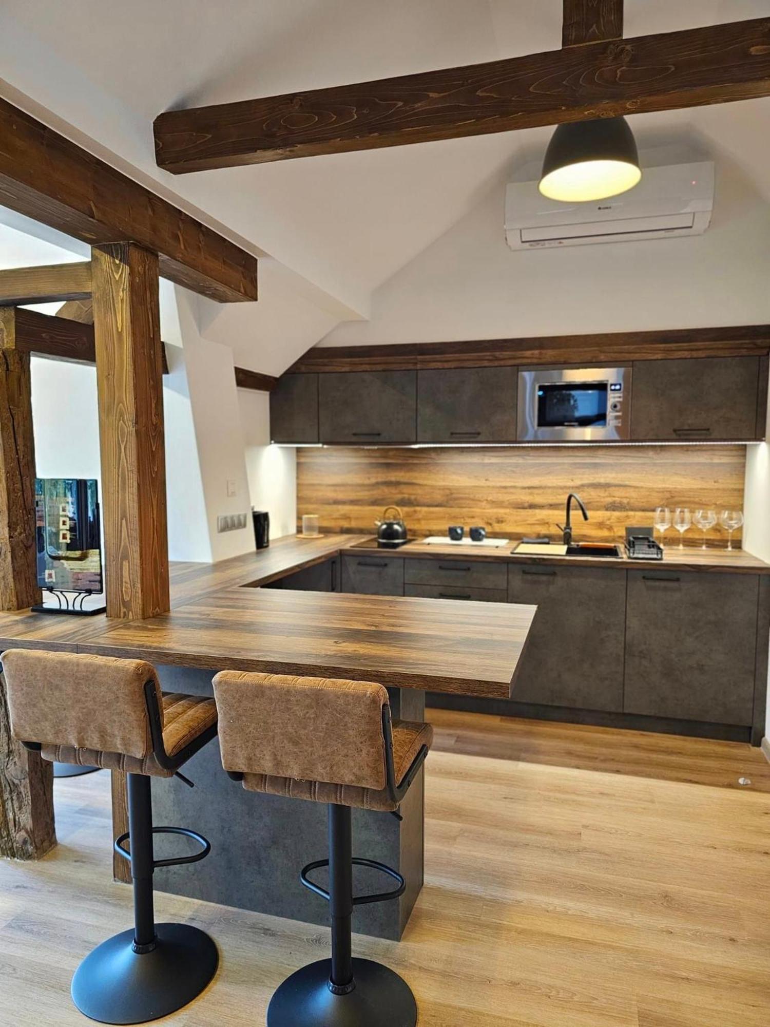 Mi Casa Rustica Apartment Mosonmagyaróvár Екстериор снимка