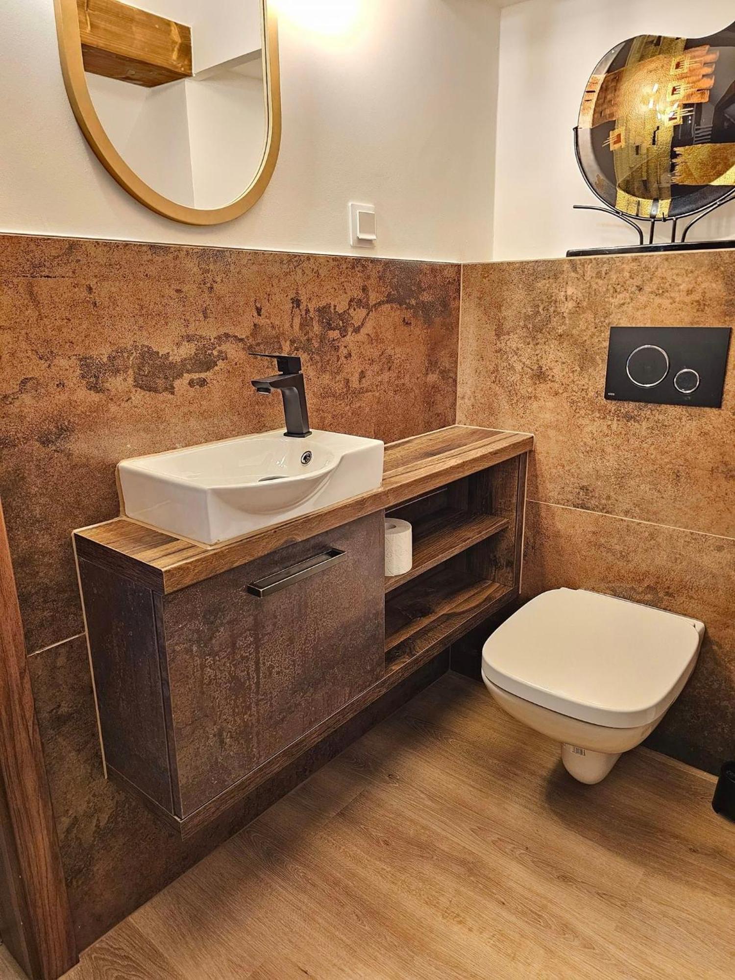 Mi Casa Rustica Apartment Mosonmagyaróvár Екстериор снимка